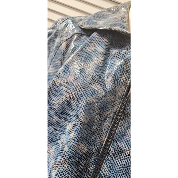 Stunning Chicos 100% leather Dress jacket‎ - 2 Large -Blue Snakeskin Satin Lined - Picture 3 of 5